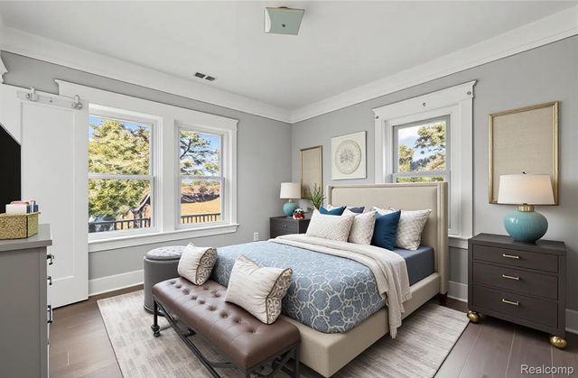 21855 Schoenherr Road, Warren, MI 48089