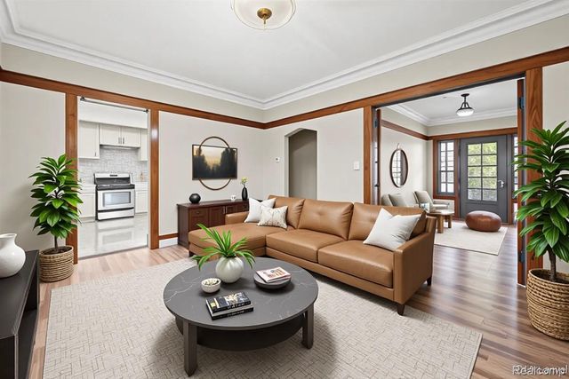 21855 Schoenherr Road, Warren, MI 48089