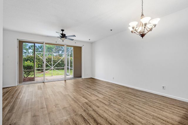9049 Tremezzo Lane, Boynton Beach, FL 33472