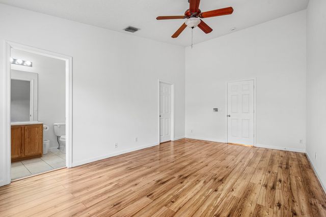 9049 Tremezzo Lane, Boynton Beach, FL 33472