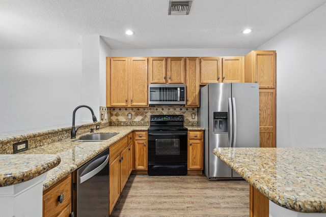 9049 Tremezzo Lane, Boynton Beach, FL 33472