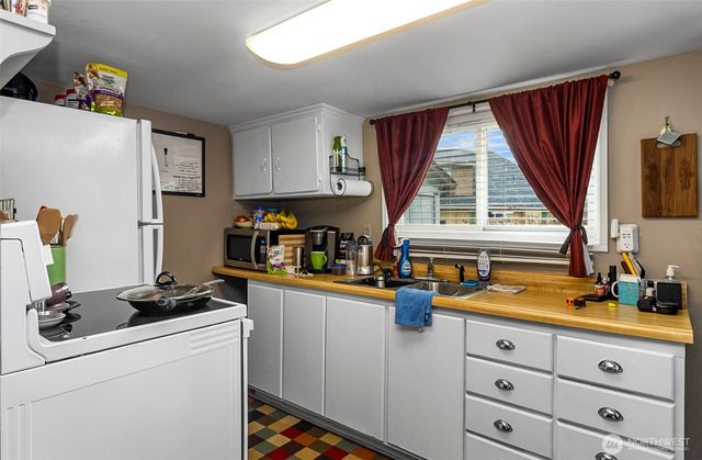 7710 S Lake Stevens Road, Lake Stevens, WA 98258