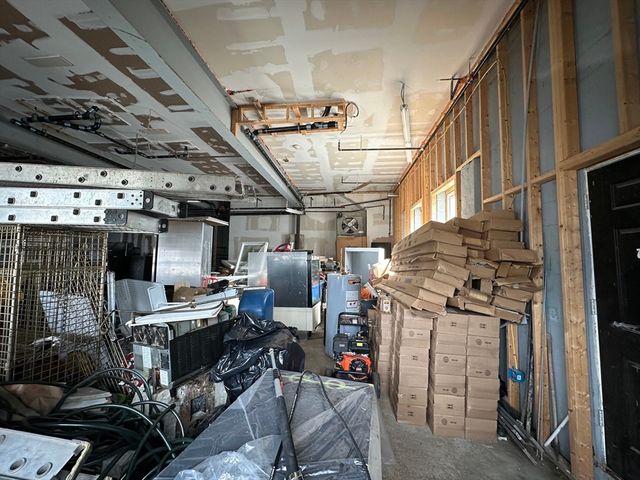 426 Boston St 1, Lynn, MA 01905