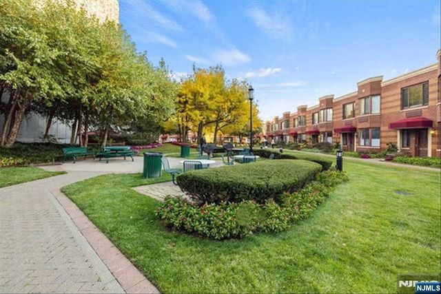 100 Old Palisade Road 3408, Fort Lee, NJ 07024