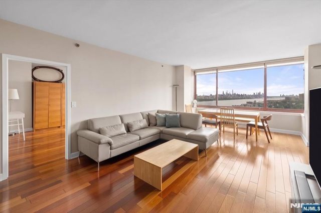 100 Old Palisade Road 3408, Fort Lee, NJ 07024