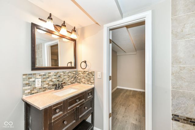 6211 E 55th Place, Indianapolis, IN 46226