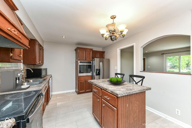 6211 E 55th Place, Indianapolis, IN 46226