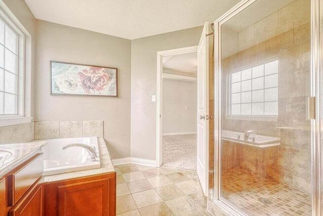 2001 CECIL ST, Columbia, MO 65201