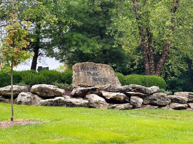 2001 CECIL ST, Columbia, MO 65201