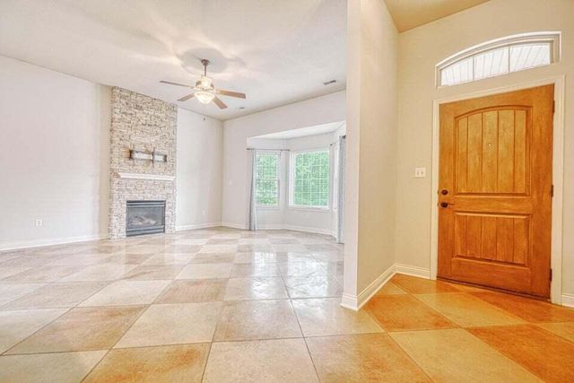 2001 CECIL ST, Columbia, MO 65201