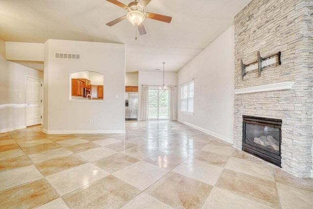 2001 CECIL ST, Columbia, MO 65201