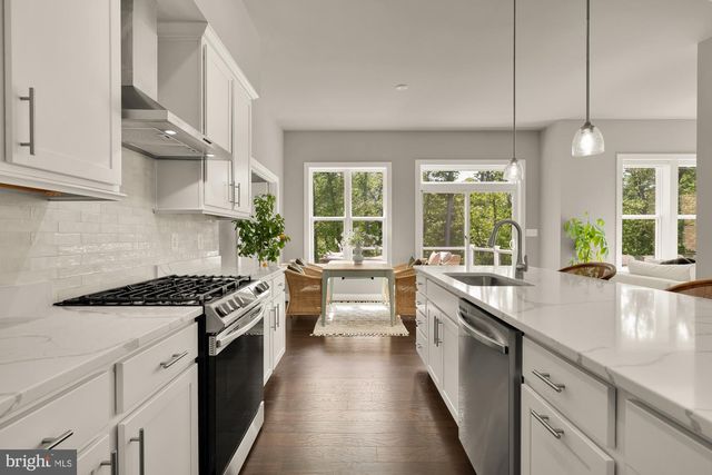 8734 LUKENS LN, Alexandria, VA 22309