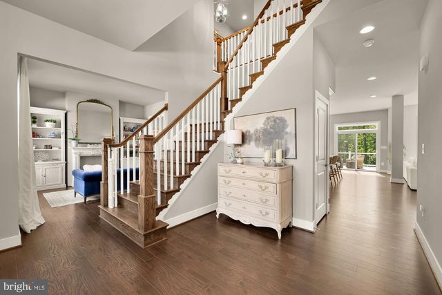 8734 LUKENS LN, Alexandria, VA 22309