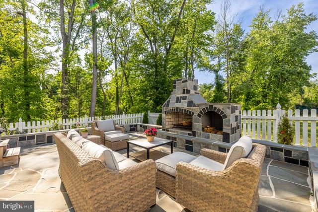 8734 LUKENS LN, Alexandria, VA 22309