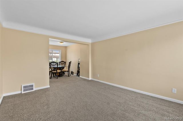 18514 Schaefer Highway, Detroit, MI 48235