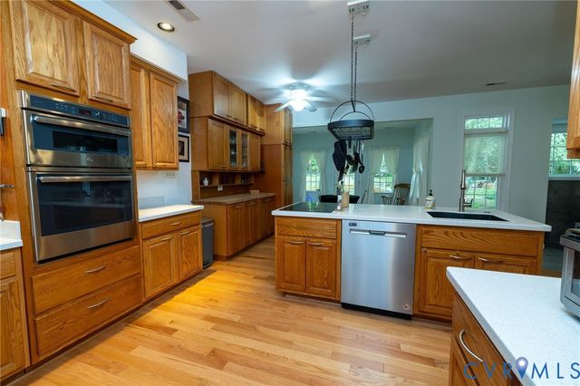 8503 Steeplebush Pl, Mechanicsville, VA 23116