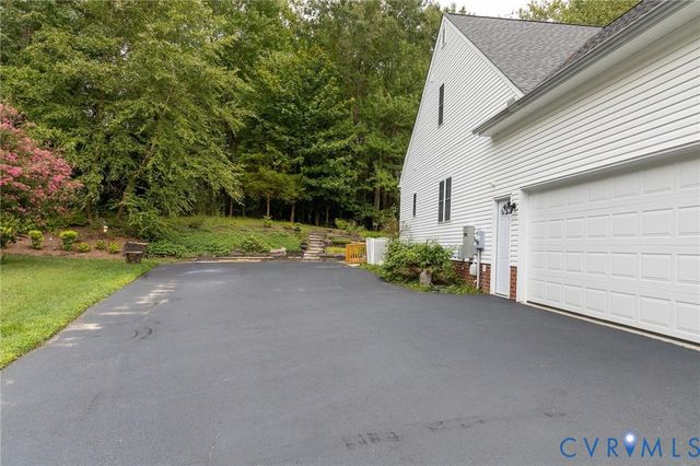8503 Steeplebush Pl, Mechanicsville, VA 23116