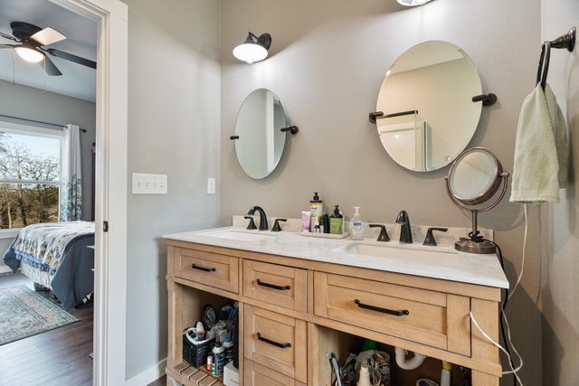 1875 Lake Ranch Road, Kissee Mills, MO 65680