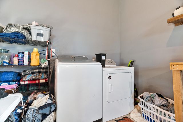 1875 Lake Ranch Road, Kissee Mills, MO 65680