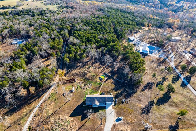 1875 Lake Ranch Road, Kissee Mills, MO 65680