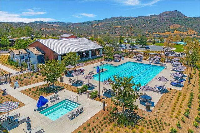 30 Wisteria, Rancho Mission Viejo, CA 92694