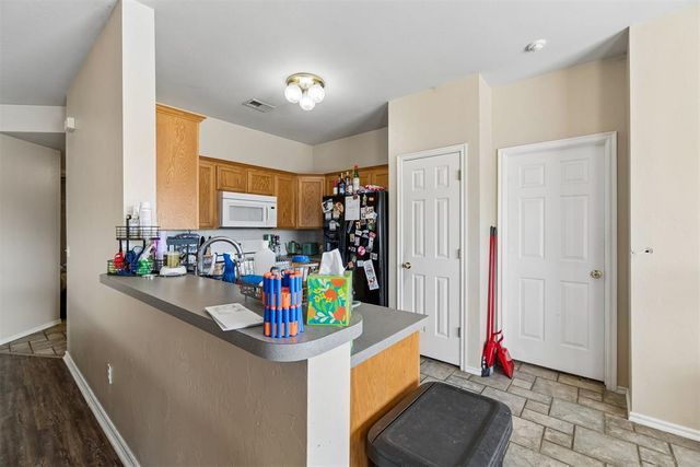 17409 Gold Drive, Edmond, OK 73012