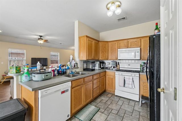 17409 Gold Drive, Edmond, OK 73012