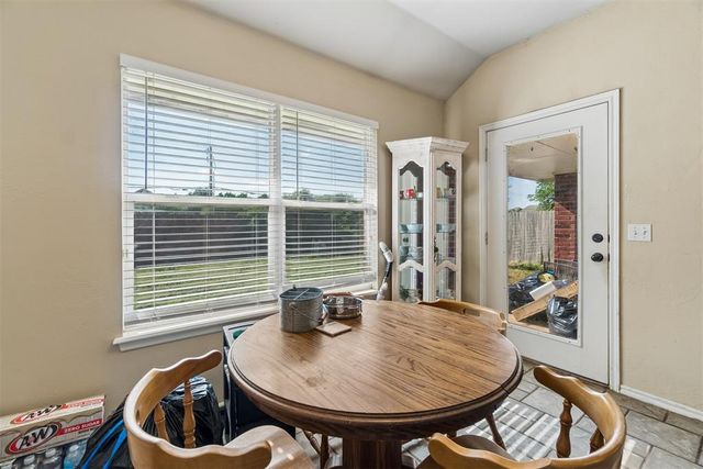 17409 Gold Drive, Edmond, OK 73012