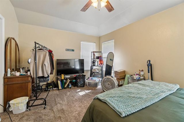 17409 Gold Drive, Edmond, OK 73012