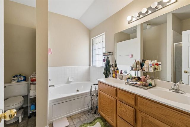 17409 Gold Drive, Edmond, OK 73012