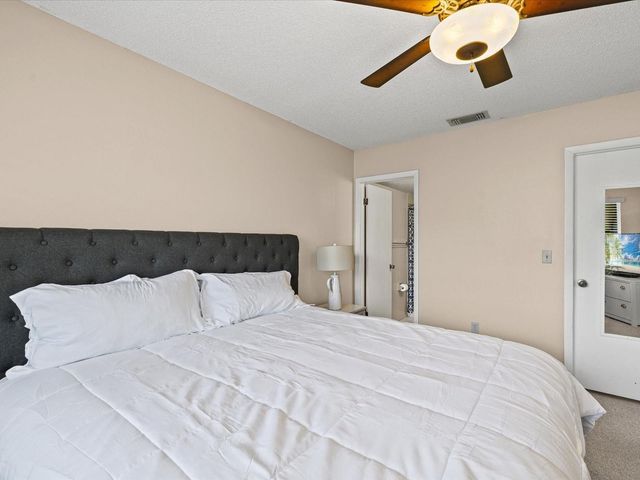 3843 LIGHTHOUSE WAY, New Port Richey, FL 34652