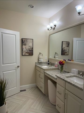 127 Phoebe 127, Methuen, MA 01844