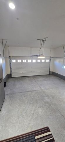 127 Phoebe 127, Methuen, MA 01844