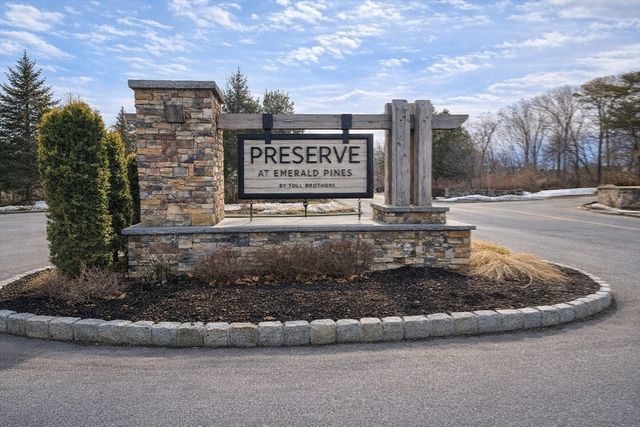 127 Phoebe 127, Methuen, MA 01844