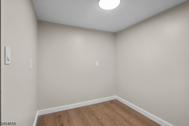 125 Park Ave, Newark City, NJ 07104