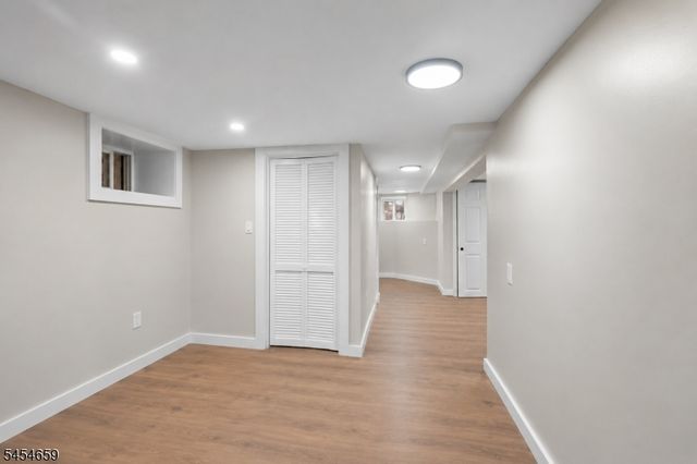 125 Park Ave, Newark City, NJ 07104
