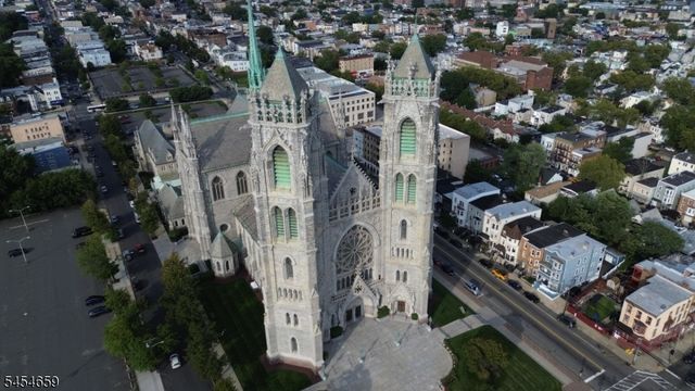 125 Park Ave, Newark City, NJ 07104
