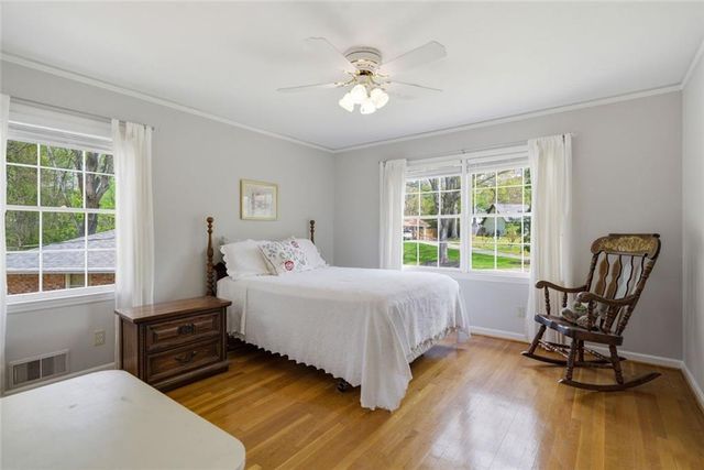 165 Alpine Drive, Roswell, GA 30075