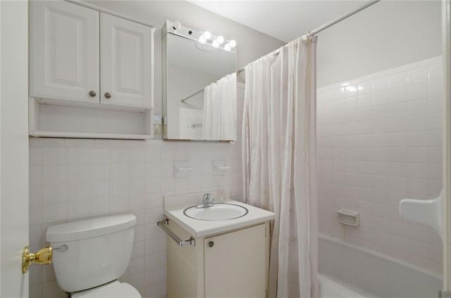 165 Alpine Drive, Roswell, GA 30075