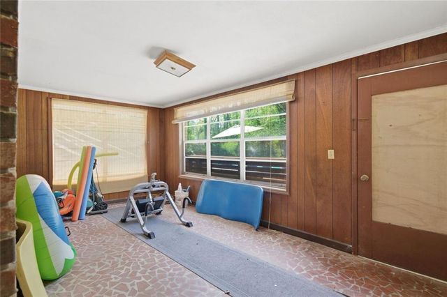 165 Alpine Drive, Roswell, GA 30075