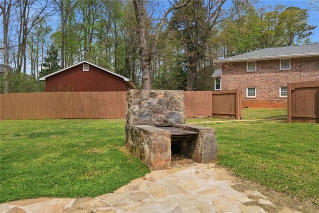 165 Alpine Drive, Roswell, GA 30075