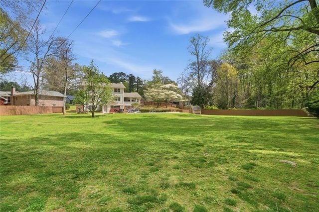 165 Alpine Drive, Roswell, GA 30075