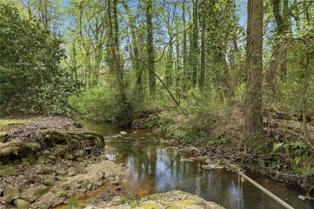 165 Alpine Drive, Roswell, GA 30075