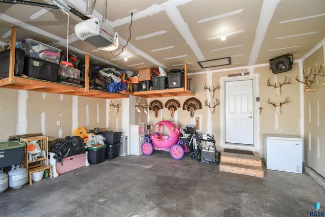 3509 E Brewster St Street, Sioux Falls, SD 57108