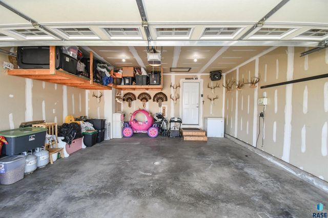 3509 E Brewster St Street, Sioux Falls, SD 57108