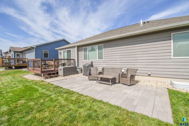 3509 E Brewster St Street, Sioux Falls, SD 57108