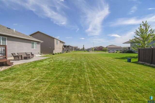 3509 E Brewster St Street, Sioux Falls, SD 57108