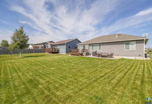 3509 E Brewster St Street, Sioux Falls, SD 57108