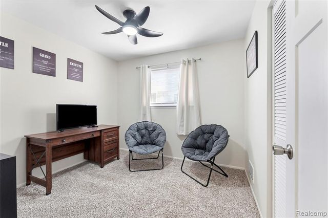 4602 Katherine Street, Dearborn Heights, MI 48125