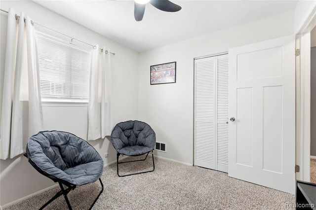 4602 Katherine Street, Dearborn Heights, MI 48125